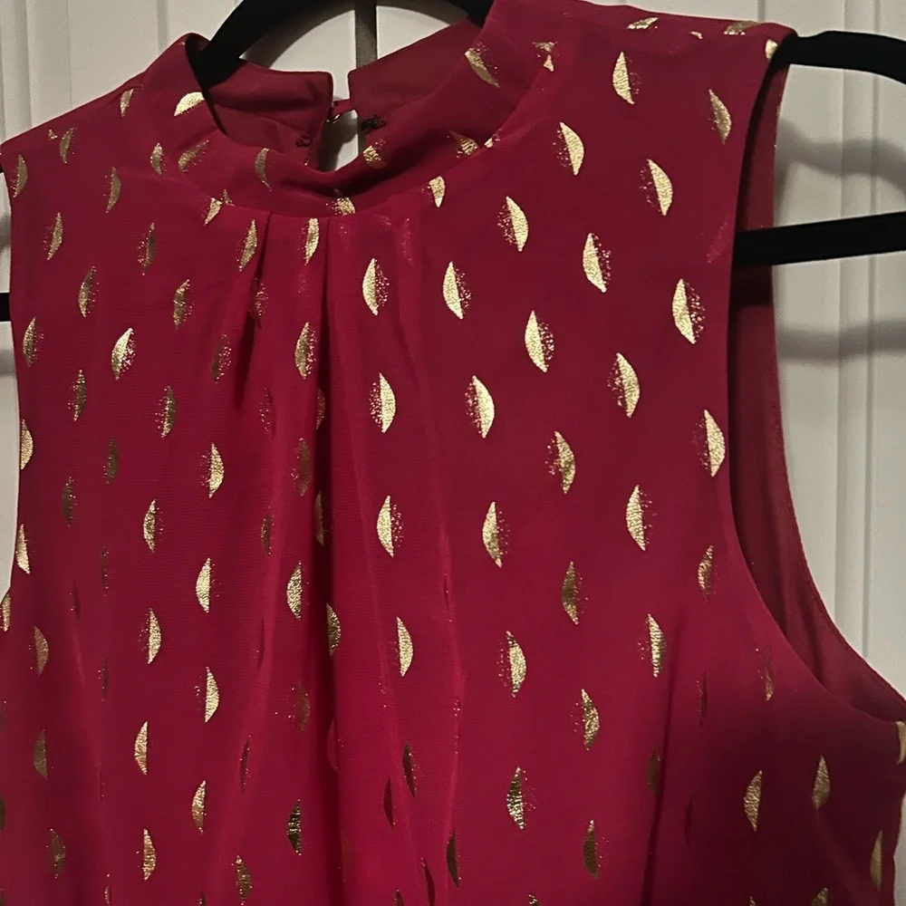 Dress - Picture 2 of 5